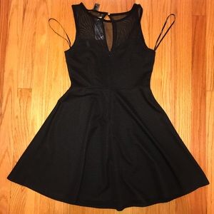 Forever 21 Black dress, BRAND NEW
